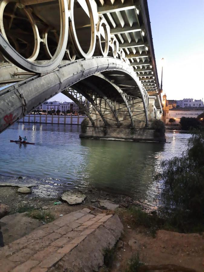 El Reloj Del Viajero Apartment Seville Ngoại thất bức ảnh